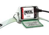 PETZL Lampada Actik Core Verde Trekking